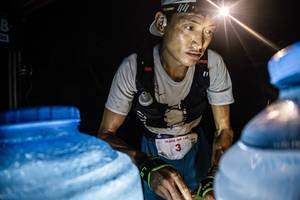 BIB: 160
                            <button type="button" onclick="openModal(22791765)" class="btn btn-primary btn-sm float-right btn-popup" data-toggle="modal" data-target=".modal-high-quality">
                        <i class="fas fa-shopping-cart"></i> Add to Cart
                    </button>
                                            <button type="button" onclick="isThisMe(22791765, true)" class="btn btn-success btn-sm float-right btn-popup btn-isme hidden" data-toggle="tooltip" data-placement="bottom" title="นี่คือรูปของคุณใช่ไหม คลิกที่นี่เพื่อเอาเข้าอัลบั้ม">
                        <i class="fas fa-plus"></i> Add to album
                    </button>
                    <button type="button" onclick="isThisMe(22791765, false)" class="btn btn-warning btn-sm float-right btn-popup btn-isnotme hidden">
                        <i class="fas fa-ban"></i> Remove from album
                    </button>